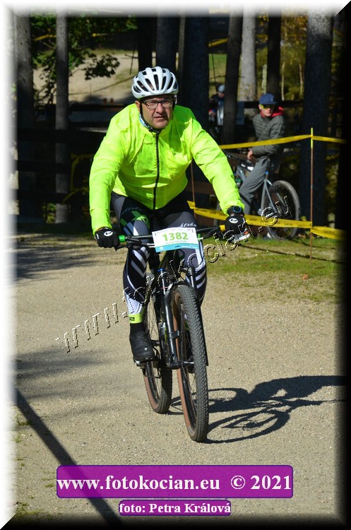 Náhled obrázku: 2021-11832-CTAuthor-1382.JPG