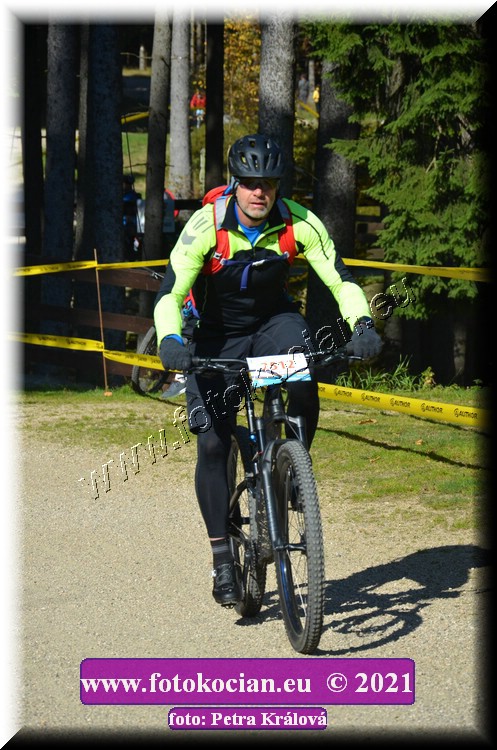 Náhled obrázku: 2021-11839-CTAuthor-2512.JPG