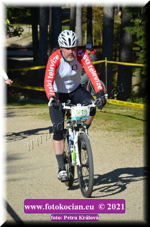 Náhled obrázku: 2021-11840-CTAuthor-1719.JPG