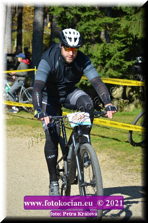 Náhled obrázku: 2021-11878-CTAuthor-2522.JPG