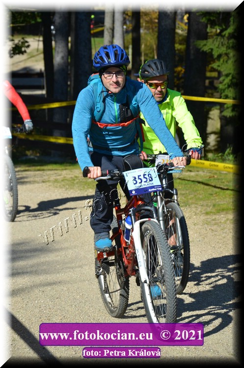 Náhled obrázku: 2021-11890-CTAuthor-3559.JPG