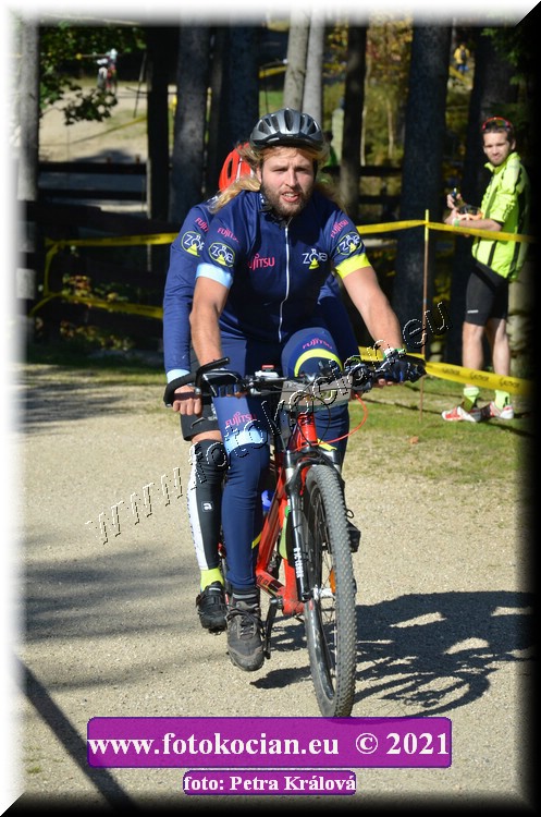 Náhled obrázku: 2021-11910-CTAuthor-1620.JPG