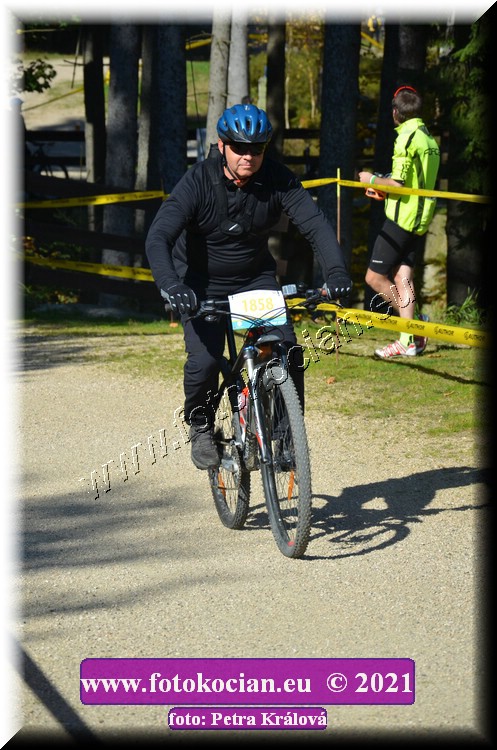 Náhled obrázku: 2021-11946-CTAuthor-1858.JPG