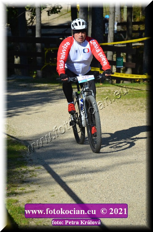 Náhled obrázku: 2021-11959-CTAuthor-930.JPG