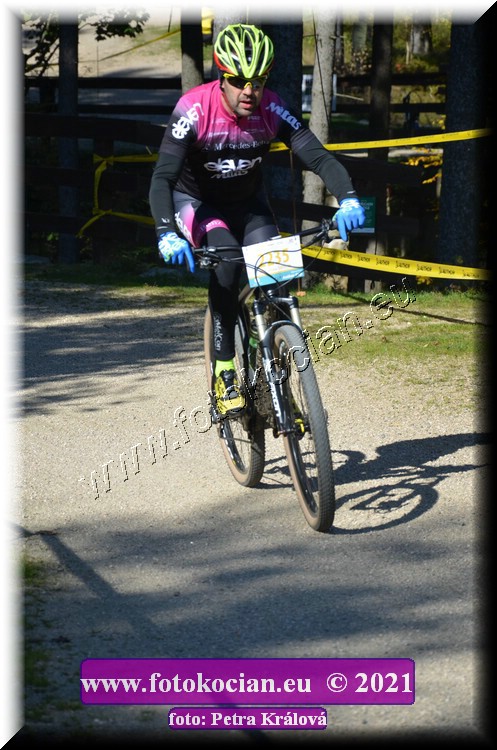 Náhled obrázku: 2021-12023-CTAuthor-2235.JPG