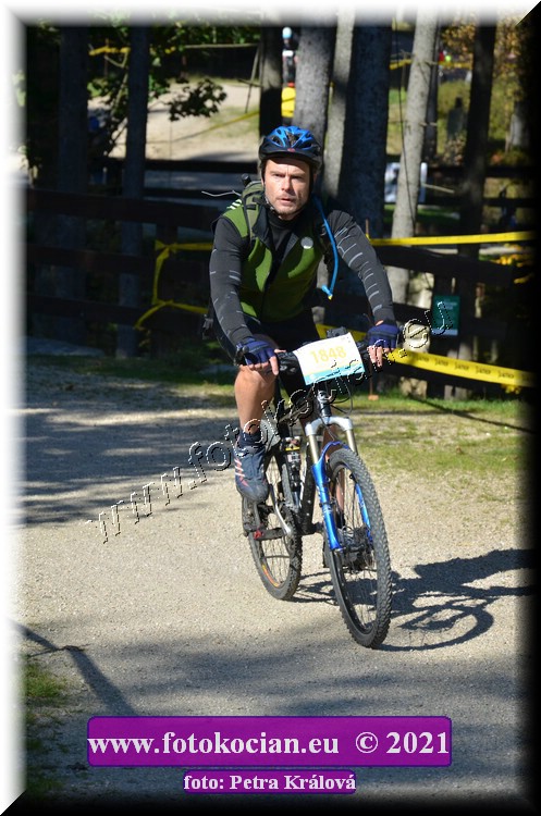 Náhled obrázku: 2021-12031-CTAuthor-1848.JPG