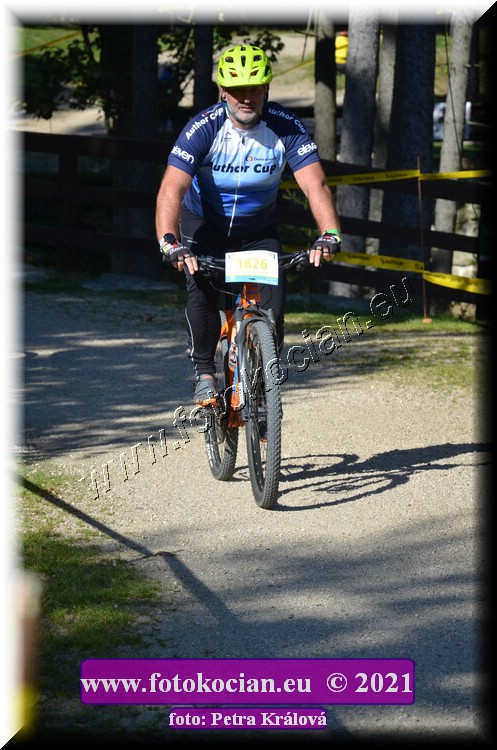 Náhled obrázku: 2021-12039-CTAuthor-1826.JPG