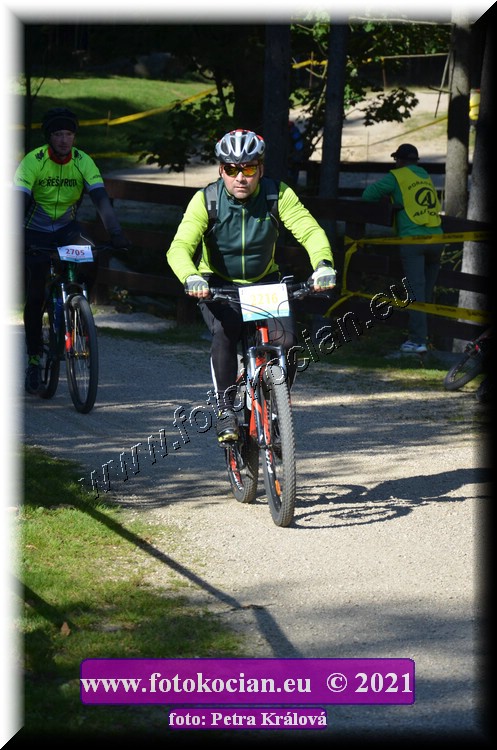 Náhled obrázku: 2021-12054-CTAuthor-2216.JPG