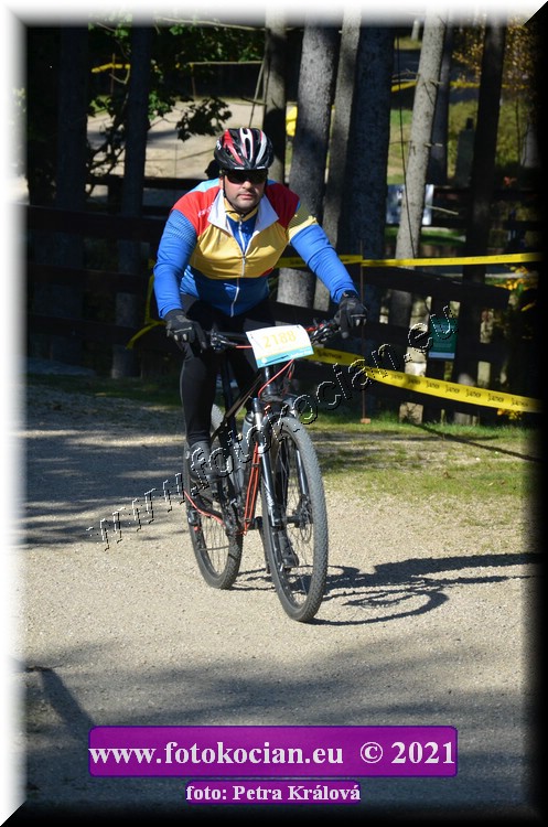 Náhled obrázku: 2021-12067-CTAuthor-2188.JPG