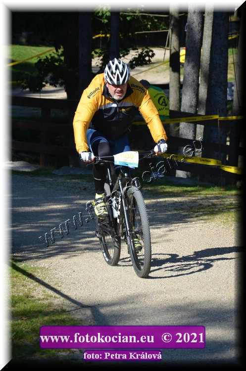 Náhled obrázku: 2021-12086-CTAuthor-1830.JPG