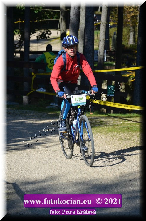 Náhled obrázku: 2021-12106-CTAuthor-1796.JPG