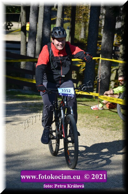 Náhled obrázku: 2021-12133-CTAuthor-3352.JPG