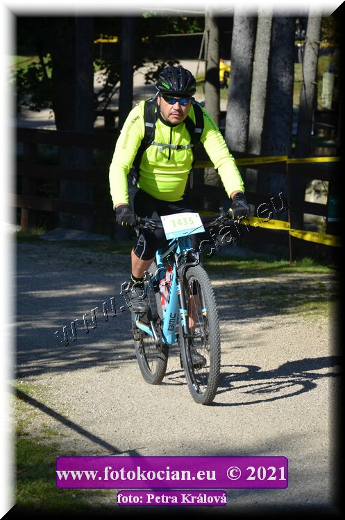 Náhled obrázku: 2021-12141-CTAuthor-1435.JPG