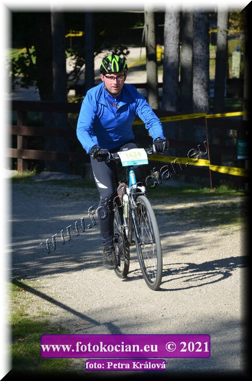 Náhled obrázku: 2021-12177-CTAuthor-1624.JPG