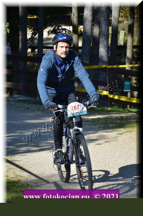 Náhled obrázku: 2021-12181-CTAuthor-2871.JPG