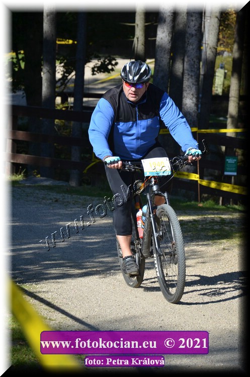 Náhled obrázku: 2021-12187-CTAuthor-1940.JPG