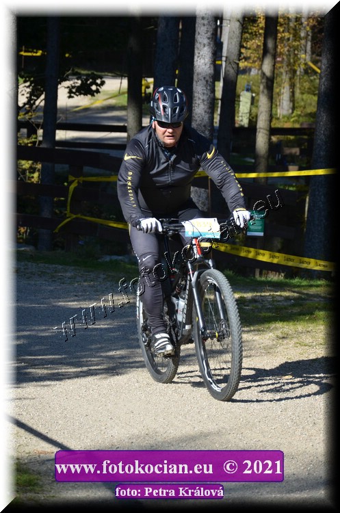 Náhled obrázku: 2021-12223-CTAuthor-1839.JPG