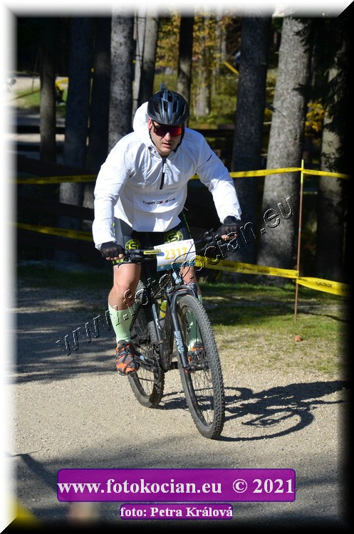 Náhled obrázku: 2021-12235-CTAuthor-2317.JPG