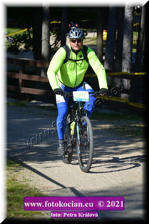 Náhled obrázku: 2021-12243-CTAuthor-1657.JPG