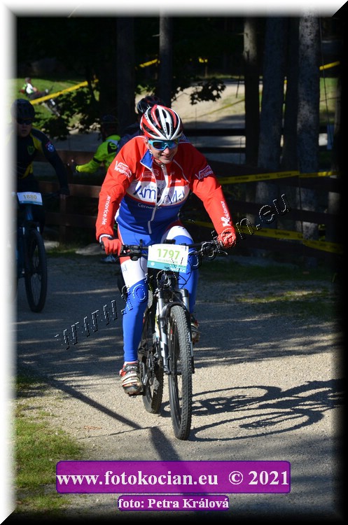 Náhled obrázku: 2021-12275-CTAuthor-1797.JPG