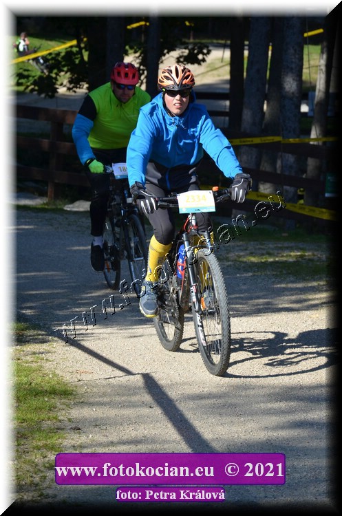 Náhled obrázku: 2021-12282-CTAuthor-2334.JPG