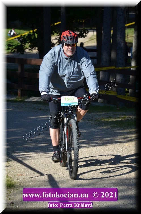 Náhled obrázku: 2021-12288-CTAuthor-1563.JPG