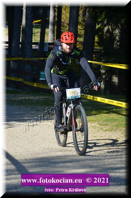 Náhled obrázku: 2021-12364-CTAuthor-1903.JPG