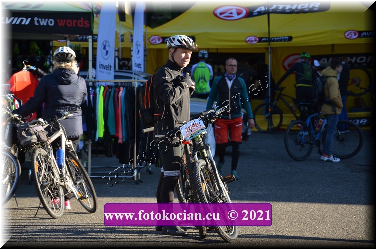 Náhled obrázku: 2021-10093-CTAuthor-2696.JPG