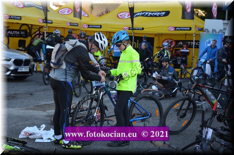 Náhled obrázku: 2021-10109-CTAuthor-3412.JPG