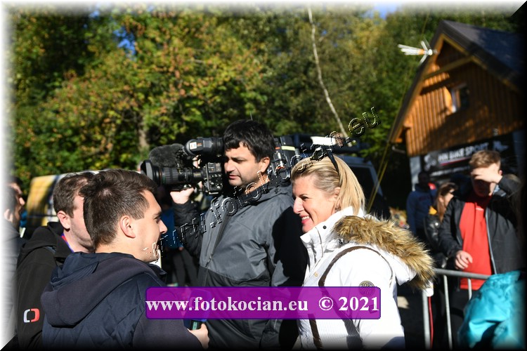 Náhled obrázku: 2021-1016-CTAuthor-.JPG