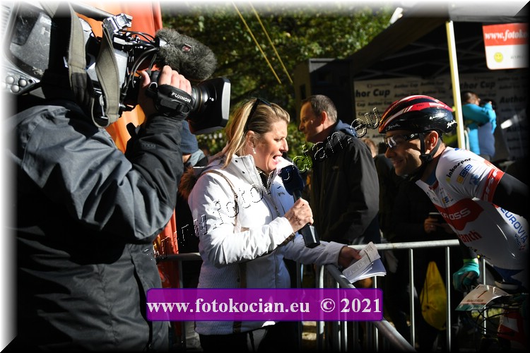 Náhled obrázku: 2021-1031-CTAuthor-1.JPG