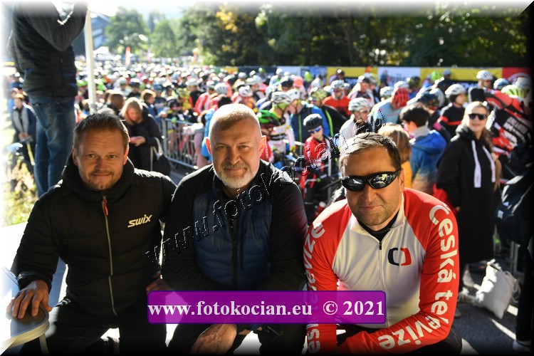 Náhled obrázku: 2021-1039-CTAuthor-.JPG