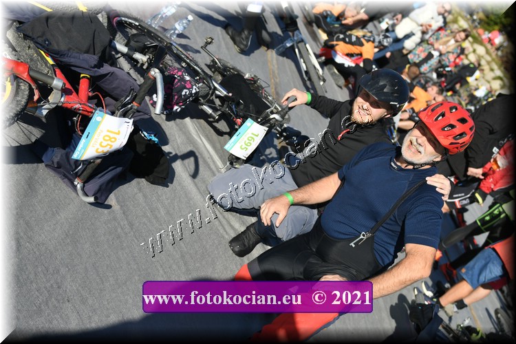 Náhled obrázku: 2021-5228-CTAuthor-1695,1853.JPG