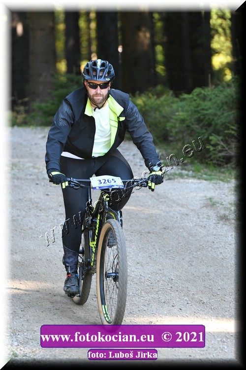 Náhled obrázku: 2021-6021-CTAuthor-3265.JPG