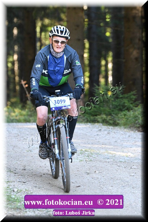 Náhled obrázku: 2021-6051-CTAuthor-3099.JPG