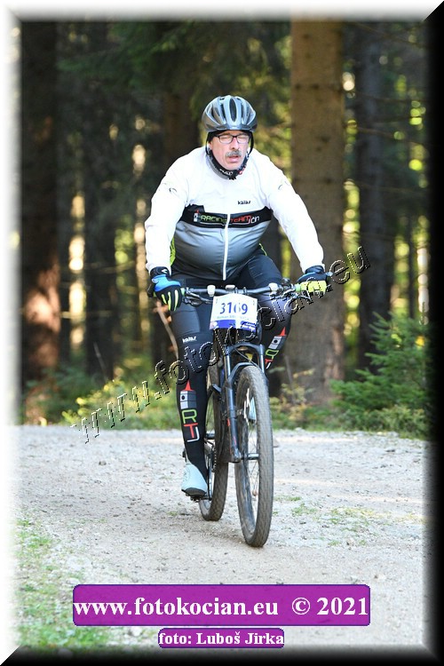 Náhled obrázku: 2021-6053-CTAuthor-3169.JPG