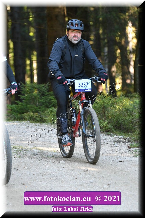 Náhled obrázku: 2021-6064-CTAuthor-3237.JPG