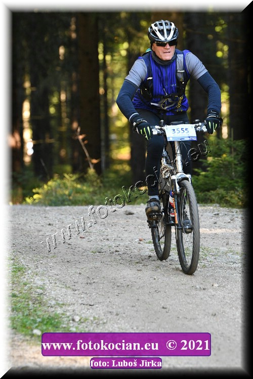 Náhled obrázku: 2021-6100-CTAuthor-3555.JPG