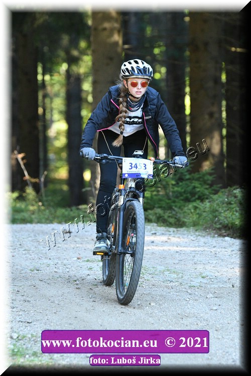 Náhled obrázku: 2021-6130-CTAuthor-3453.JPG