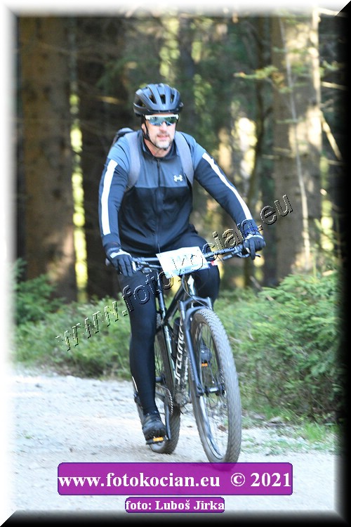 Náhled obrázku: 2021-6142-CTAuthor-3447.JPG