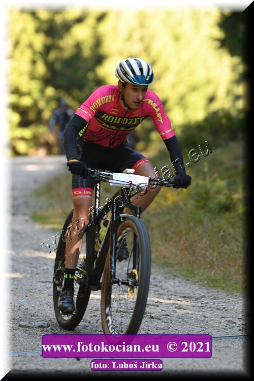 Náhled obrázku: 2021-6181-CTAuthor-3.JPG