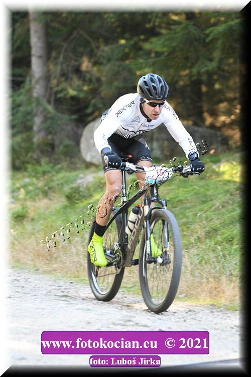 Náhled obrázku: 2021-6194-CTAuthor-19.JPG