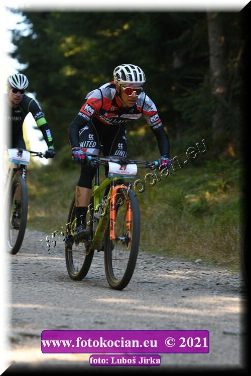 Náhled obrázku: 2021-6216-CTAuthor-27.JPG