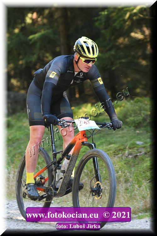 Náhled obrázku: 2021-6229-CTAuthor-67.JPG