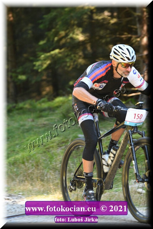 Náhled obrázku: 2021-6300-CTAuthor-150.JPG