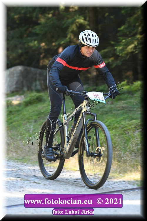 Náhled obrázku: 2021-6333-CTAuthor-400.JPG