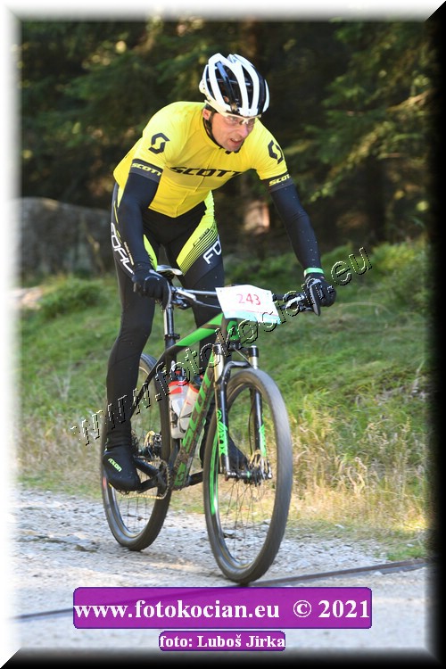 Náhled obrázku: 2021-6382-CTAuthor-243.JPG