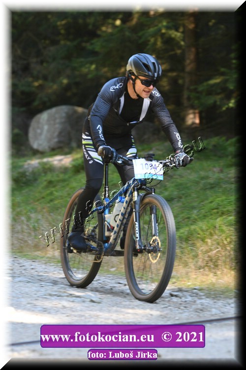 Náhled obrázku: 2021-6385-CTAuthor-1094.JPG