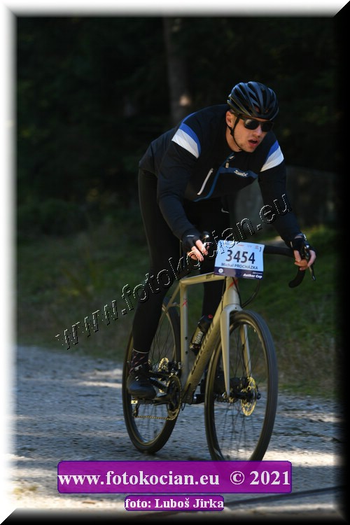 Náhled obrázku: 2021-6434-CTAuthor-3454.JPG