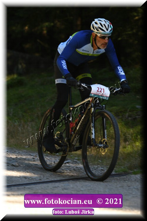 Náhled obrázku: 2021-6440-CTAuthor-221.JPG